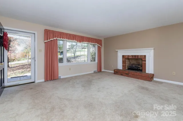 $585,000 | 66 Gibson Road, Asheville, NC 28804