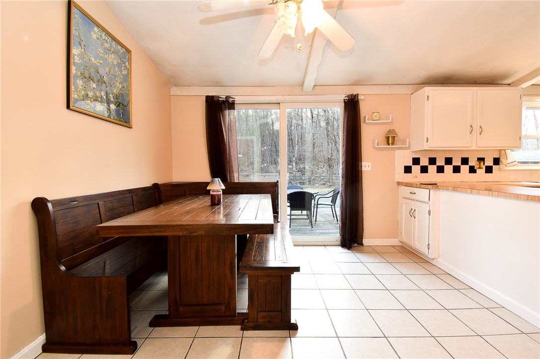 374 Rocky Hill Road Scituate, RI 02857 - Photo 5 of 29 Kitchen with Dining Area