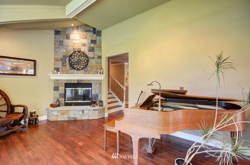 18017 Fales Road Snohomish, WA 98296 - Photo 3 of 25