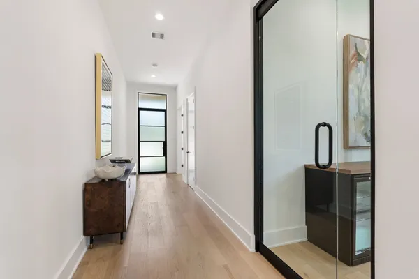 $1,850,000 | 963 West 41st Street, Houston, TX 77018