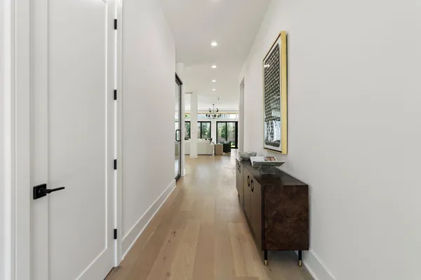 $1,850,000 | 963 West 41st Street, Houston, TX 77018