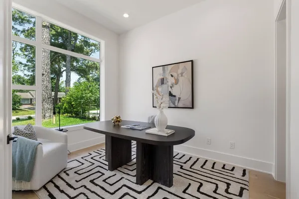 $1,850,000 | 963 West 41st Street, Houston, TX 77018