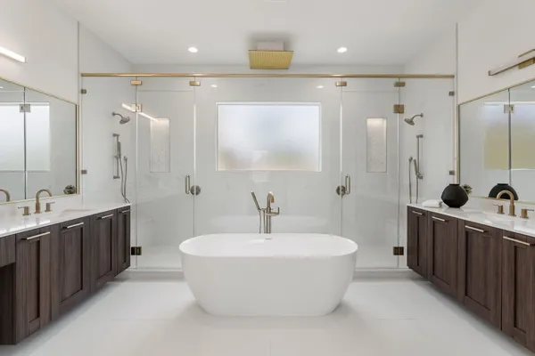 $1,850,000 | 963 West 41st Street, Houston, TX 77018