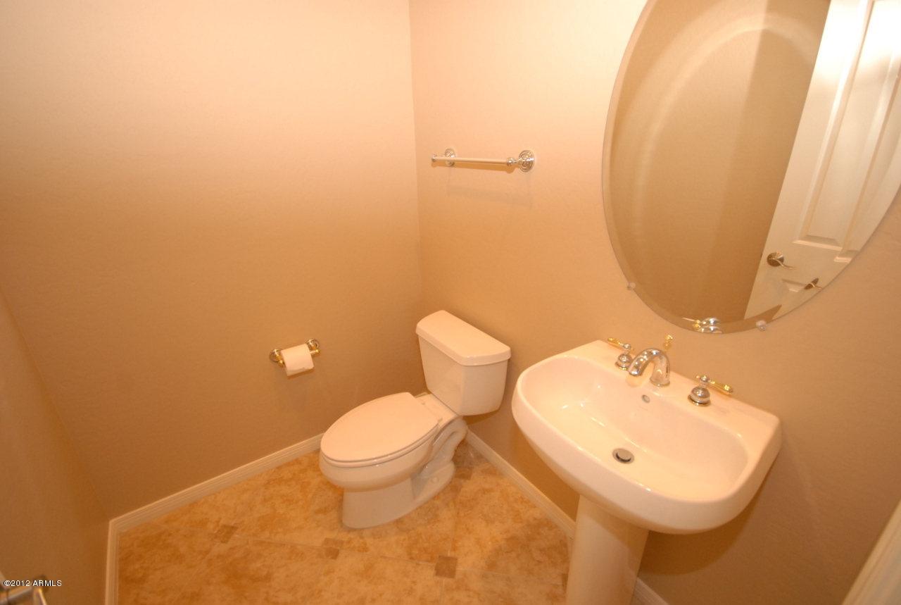 4714 East Ruffian Road Gilbert, AZ 85297 - Photo 15 of 32 Powder Room