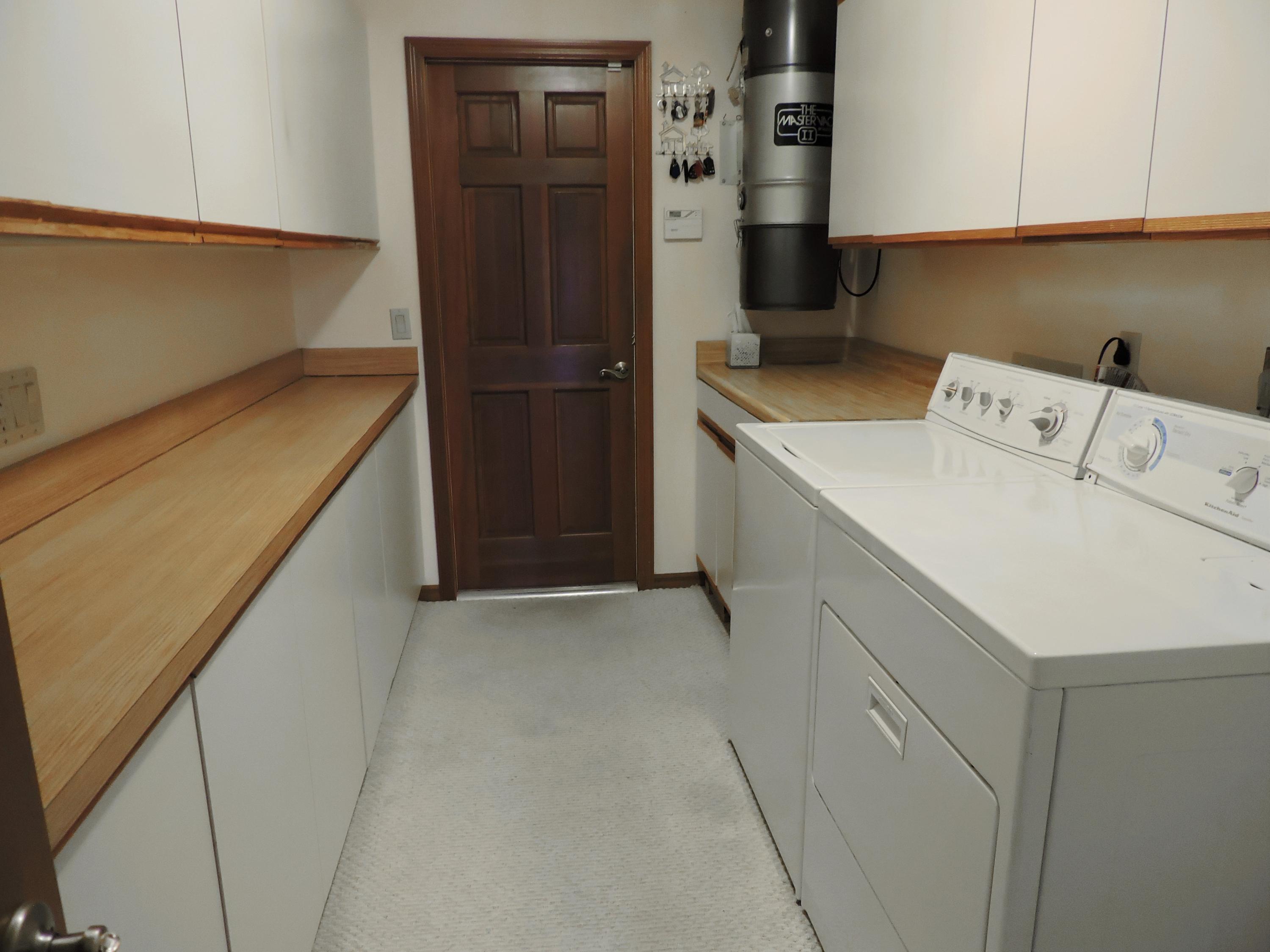 2071 Southeast Pyramid Road Port St. Lucie, FL 34952 - Photo 23 of 23 Laundry