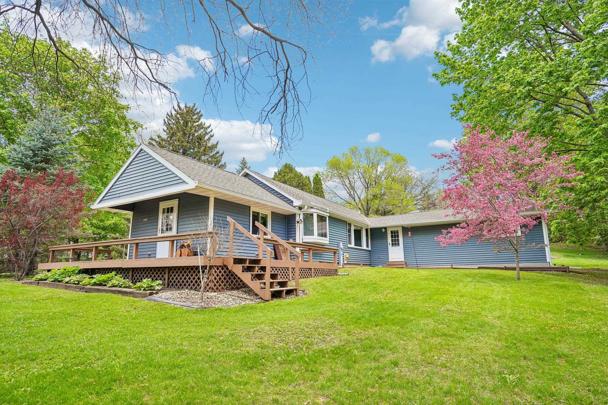 5106 Reed Lane Waunakee, WI 53597 - Photo 2 of 54