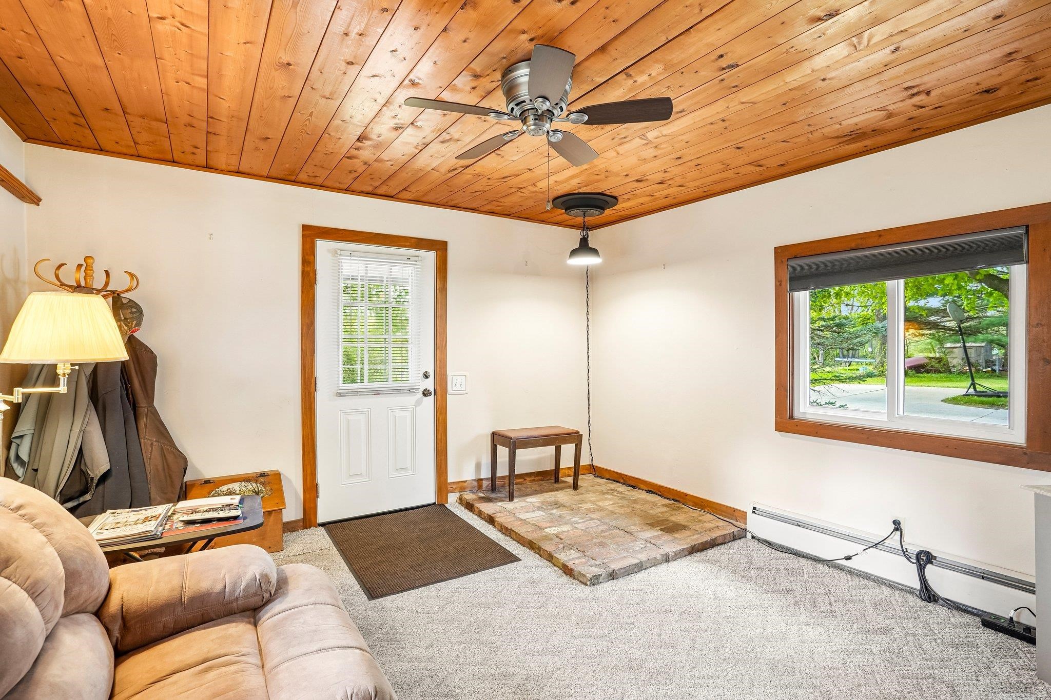 5106 Reed Lane Waunakee, WI 53597 - Photo 4 of 54