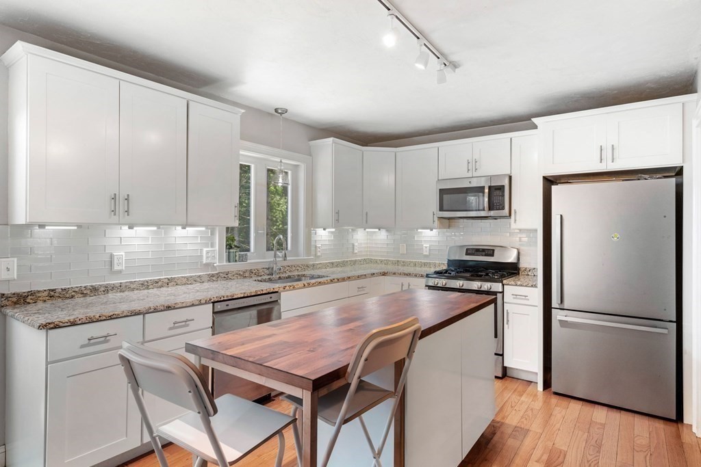23 Tarkiln Road Kingston, MA 02364 - Photo 12 of 33 Gallery Image 12