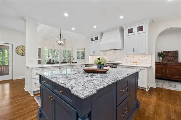 $1,100,000 | 690 Abbeywood Drive, Roswell, GA 30075