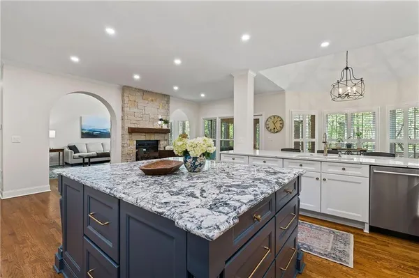 $1,100,000 | 690 Abbeywood Drive, Roswell, GA 30075