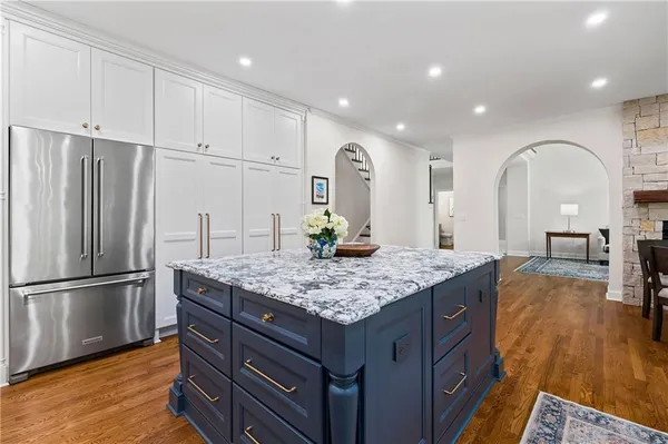 $1,100,000 | 690 Abbeywood Drive, Roswell, GA 30075