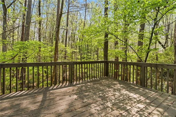$1,100,000 | 690 Abbeywood Drive, Roswell, GA 30075