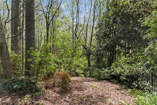 $1,100,000 | 690 Abbeywood Drive, Roswell, GA 30075