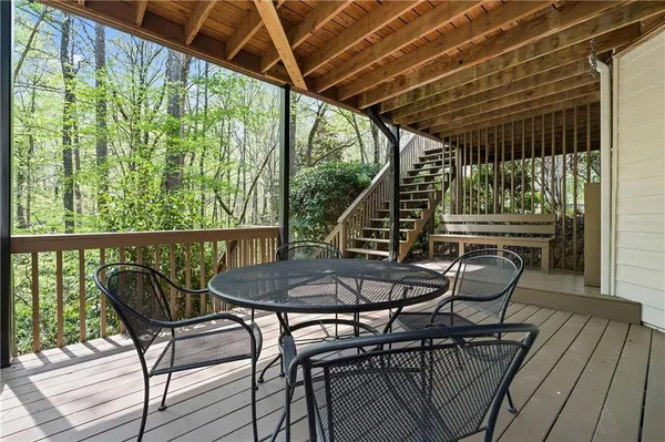 $1,100,000 | 690 Abbeywood Drive, Roswell, GA 30075