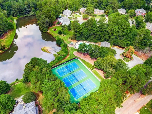 $1,100,000 | 690 Abbeywood Drive, Roswell, GA 30075