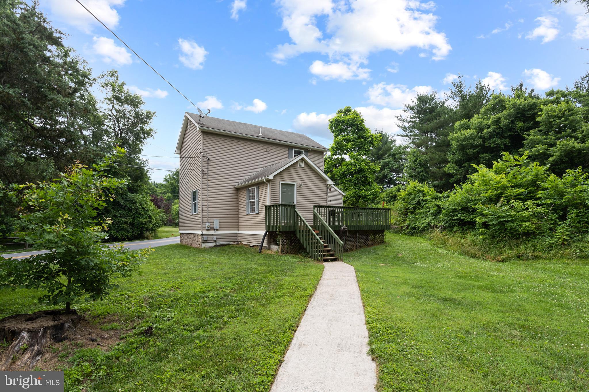 6231 Manor Woods Road Frederick, MD 21703 - Photo 3 of 33 Gallery Image 3