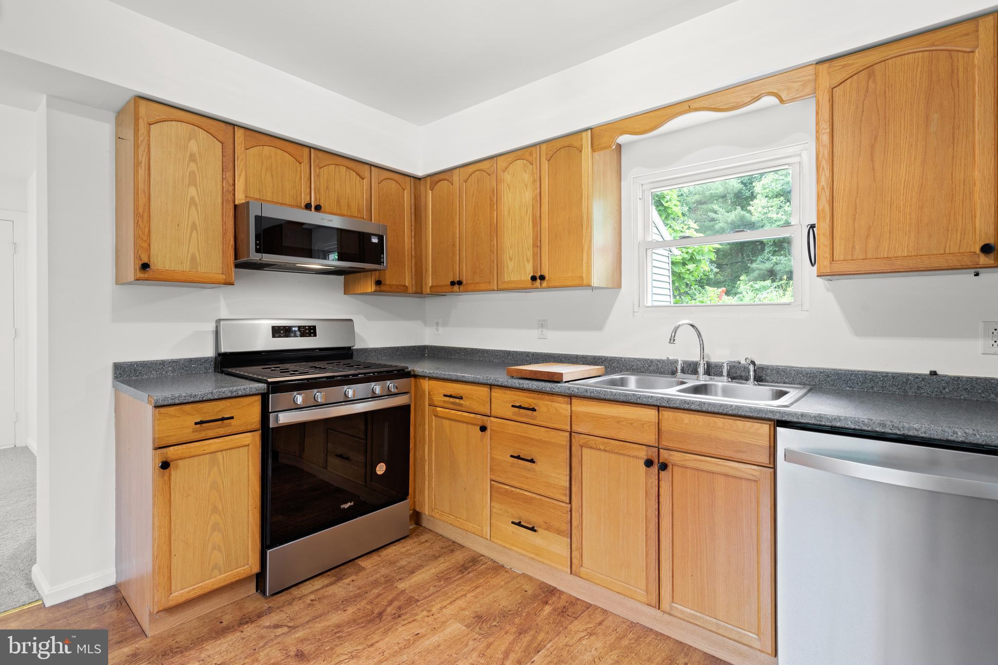 6231 Manor Woods Road Frederick, MD 21703 - Photo 10 of 33 Gallery Image 10
