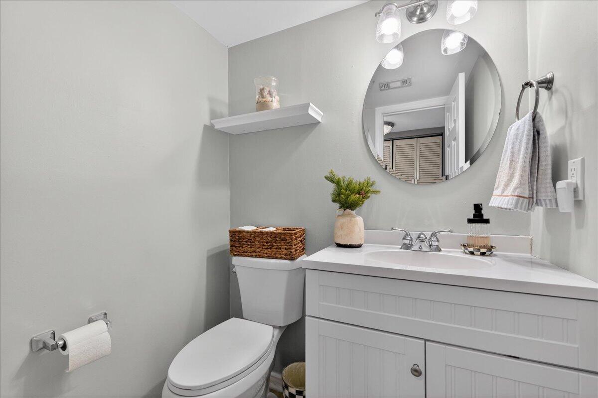 1824 Belle Chez Mount Pleasant, SC 29464 - Photo 15 of 33 25-janiley - DSC03638