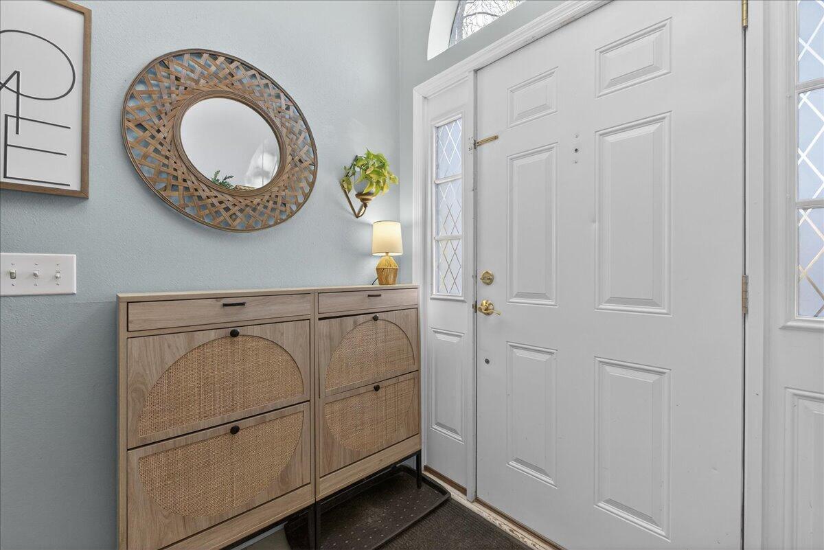 1824 Belle Chez Mount Pleasant, SC 29464 - Photo 4 of 33 05-janiley - DSC03589