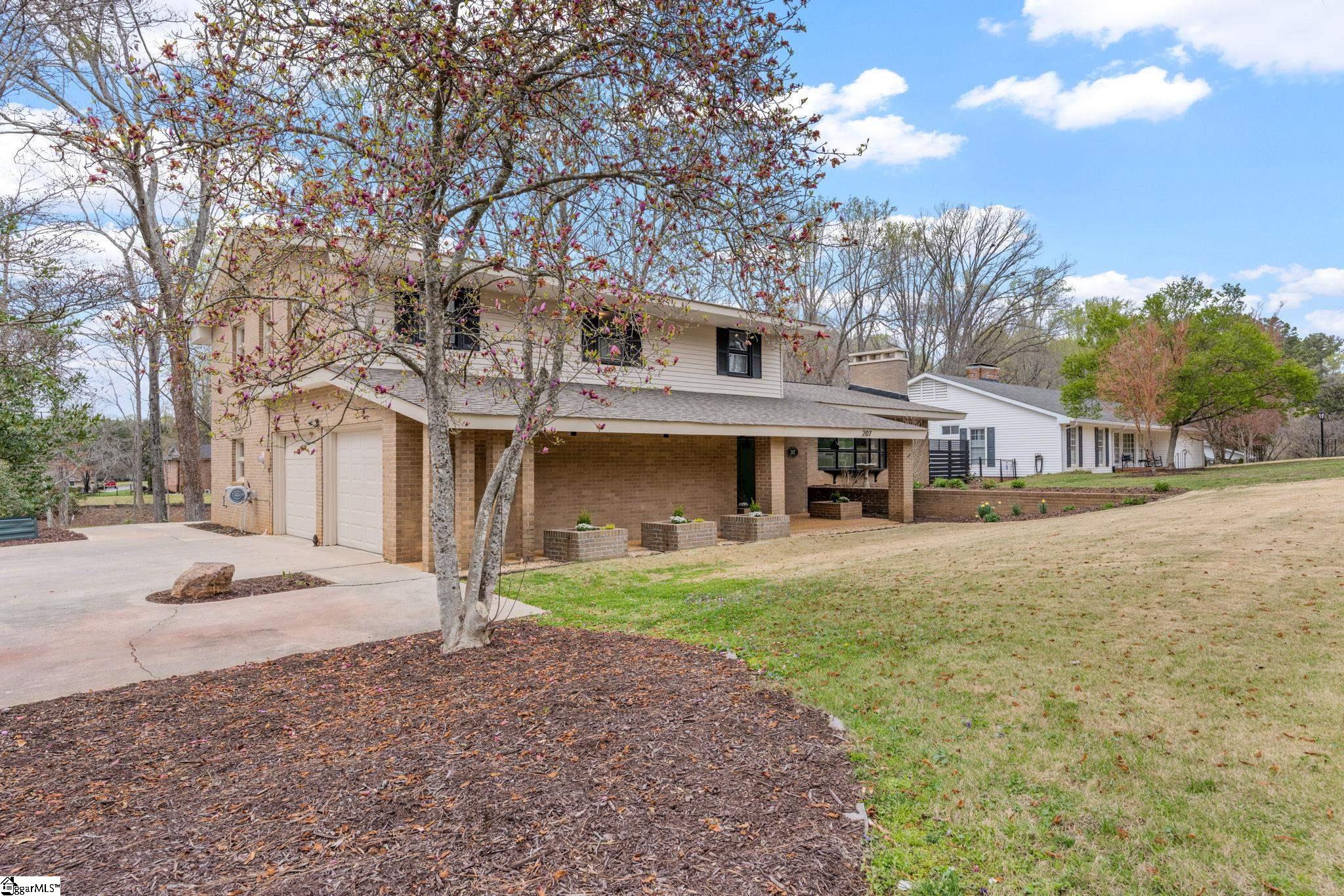 207 Asbury Circle Easley, SC 29640 - Photo 2 of 47