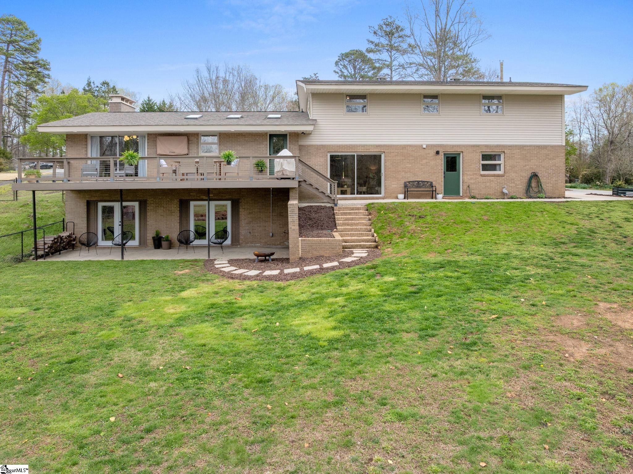 207 Asbury Circle Easley, SC 29640 - Photo 4 of 47