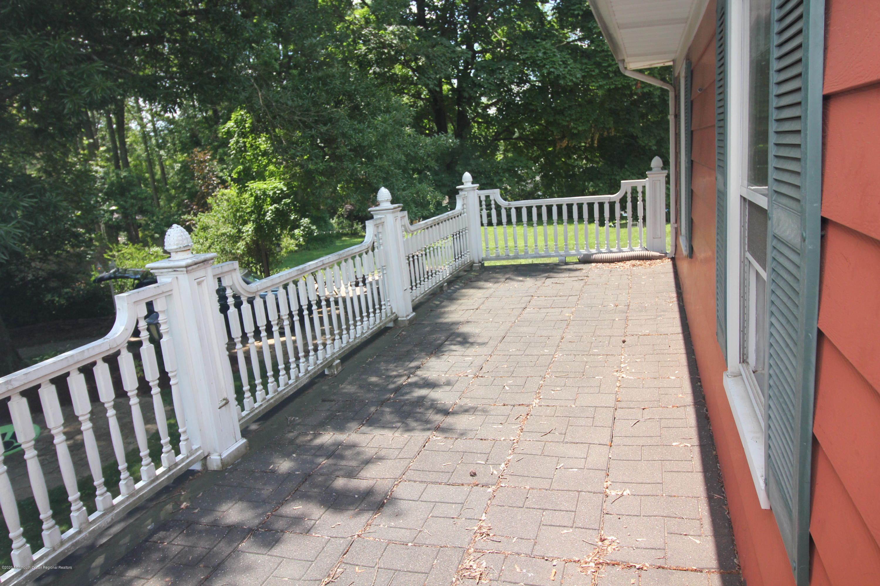153 Pension Road Manalapan, NJ 07726 - Photo 39 of 43 14 Upstairs Balconey