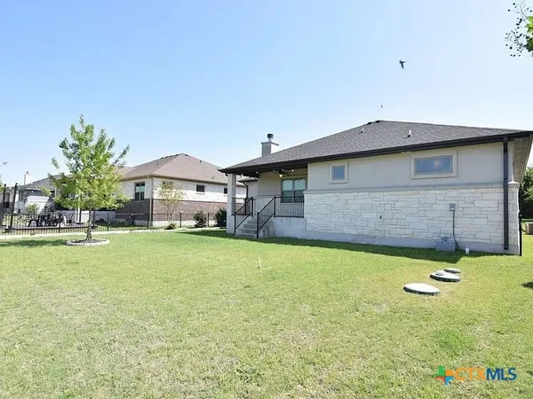 $475,000 | 325 O W Lowrey Drive, Salado, TX 76571