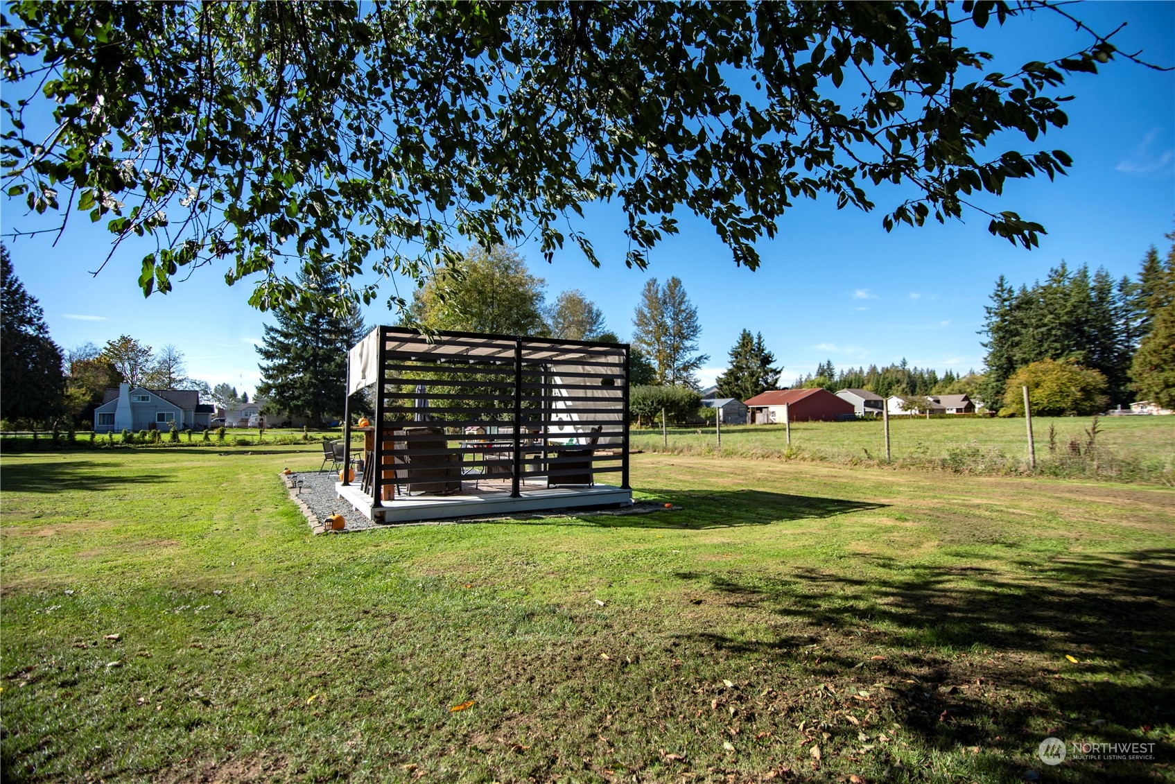 23301 East Jones Road Sedro-Woolley, WA 98284 - Photo 5 of 20 Gallery Image 5