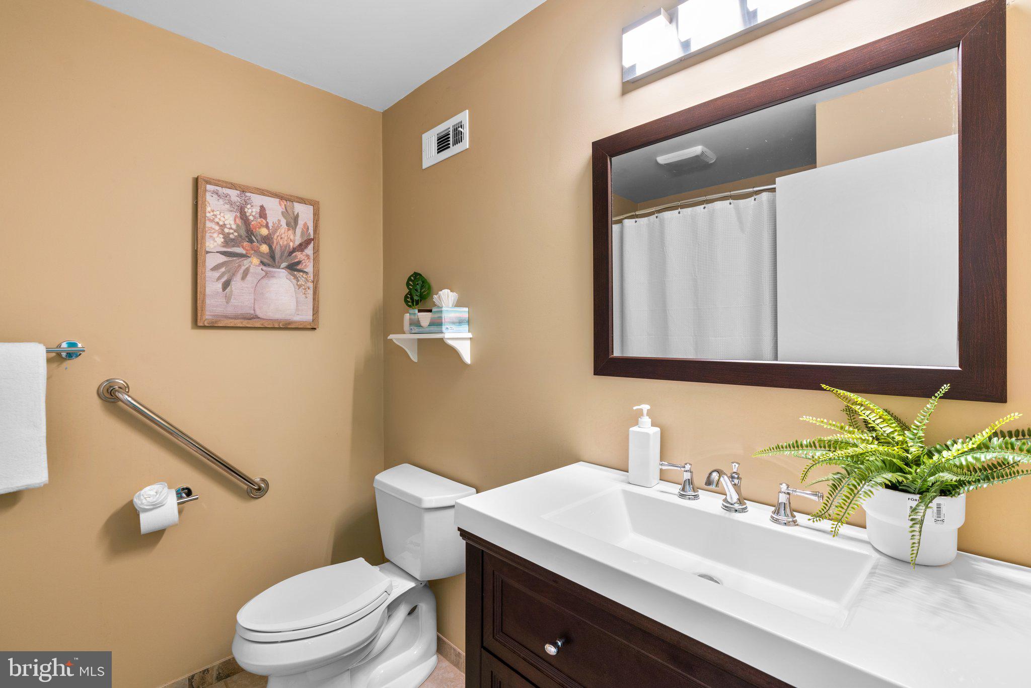 12412 Hall Shop Road Fulton, MD 20759 - Photo 54 of 97 Full bathroom to service great room/sauna.