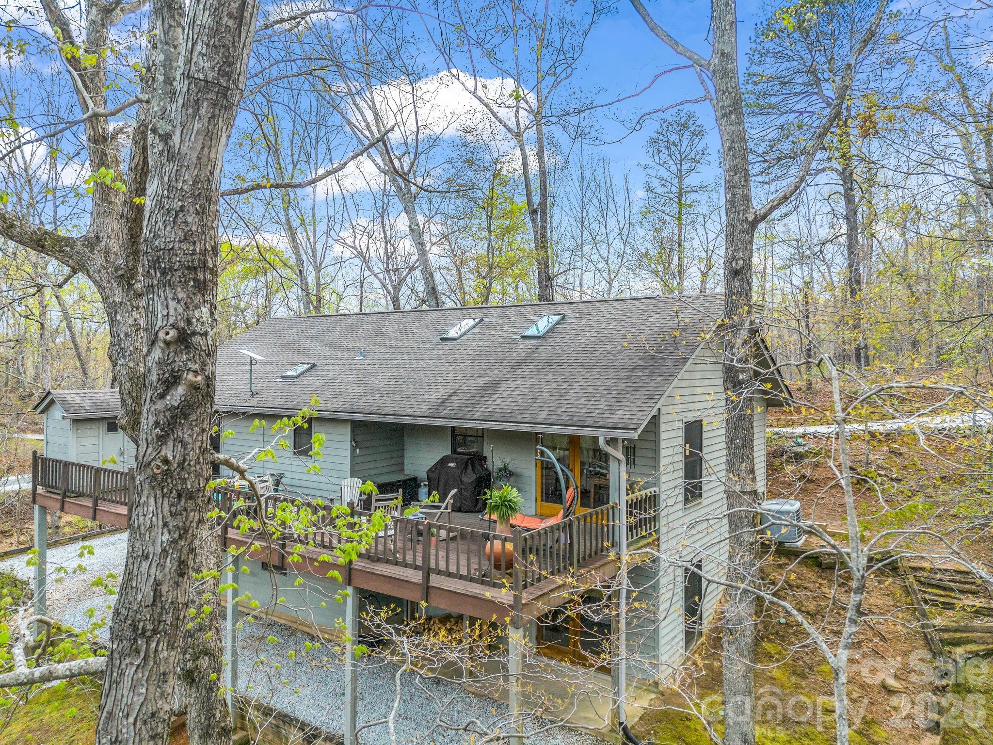 780 Rixhaven Drive Saluda, NC 28773 - Photo 7 of 36