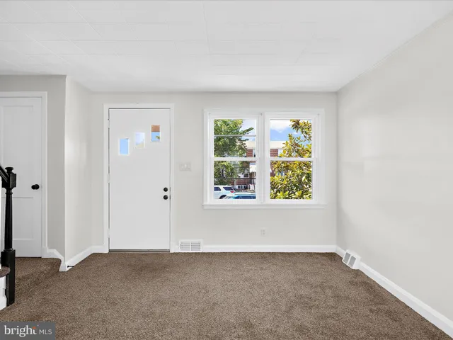 $224,900 | 6817 Duluth Avenue, Dundalk, MD 21222