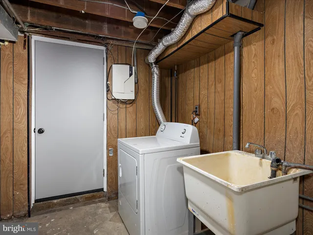 $224,900 | 6817 Duluth Avenue, Dundalk, MD 21222