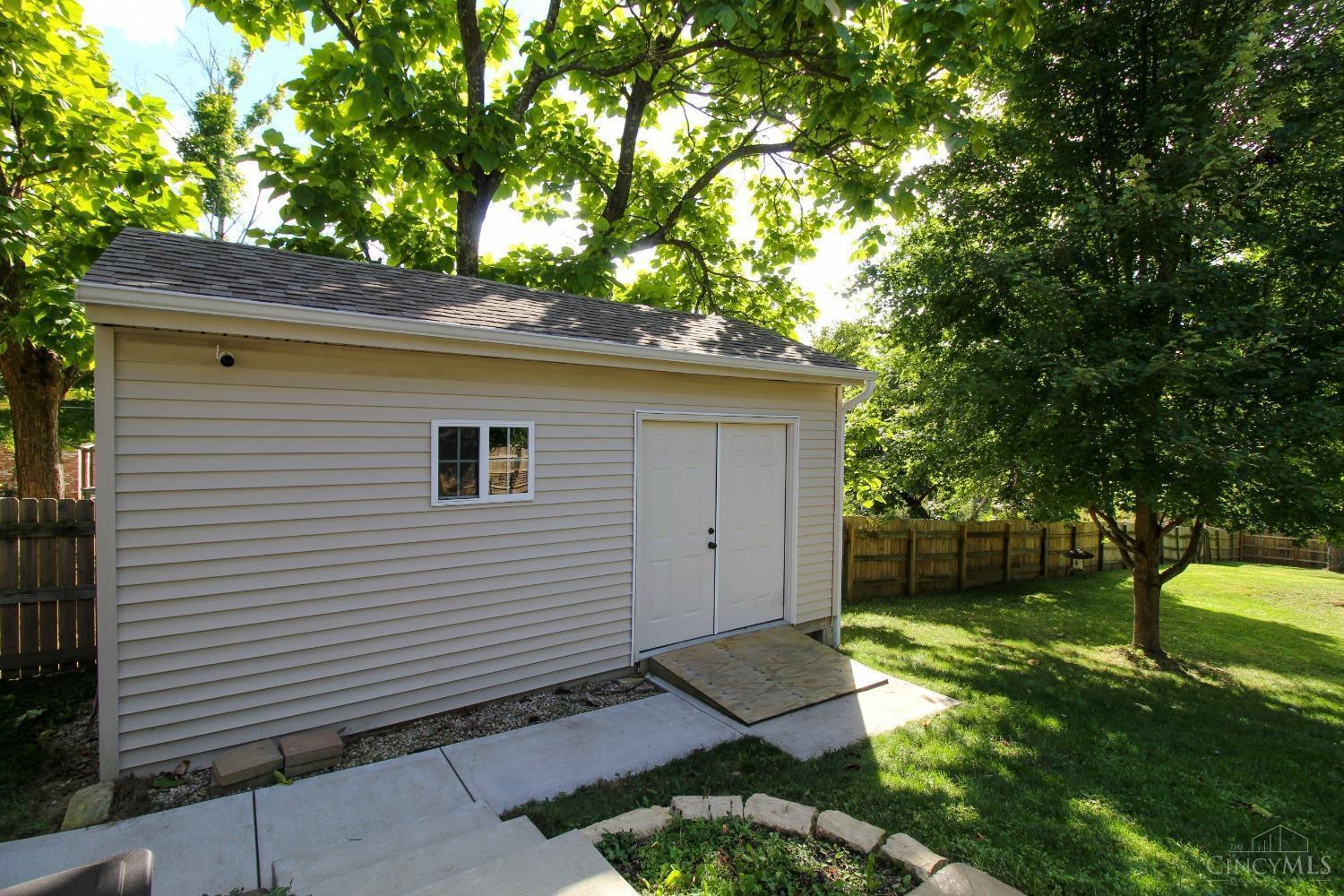 8857 Livingston Road Cincinnati, OH 45251 - Photo 42 of 49 Gallery Image 42