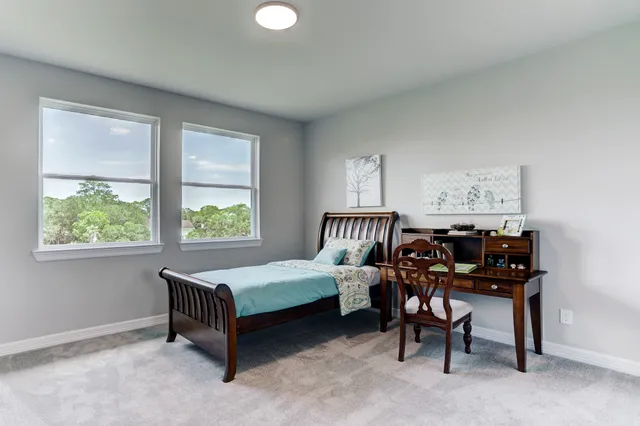 $739,900 | 3921 Peacock Isle Drive, Dickinson, TX 77539