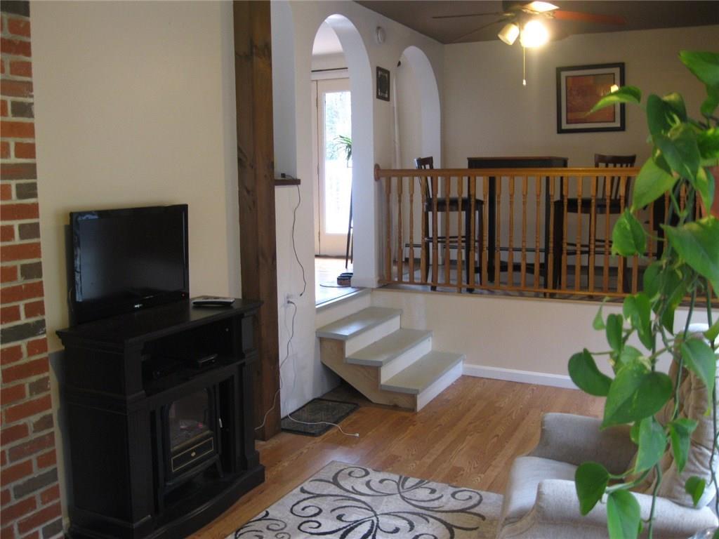 306 Augusta-Rockland Road Windsor, ME 04363 - Photo 22 of 34 Sunroom and Breakfast Nook.