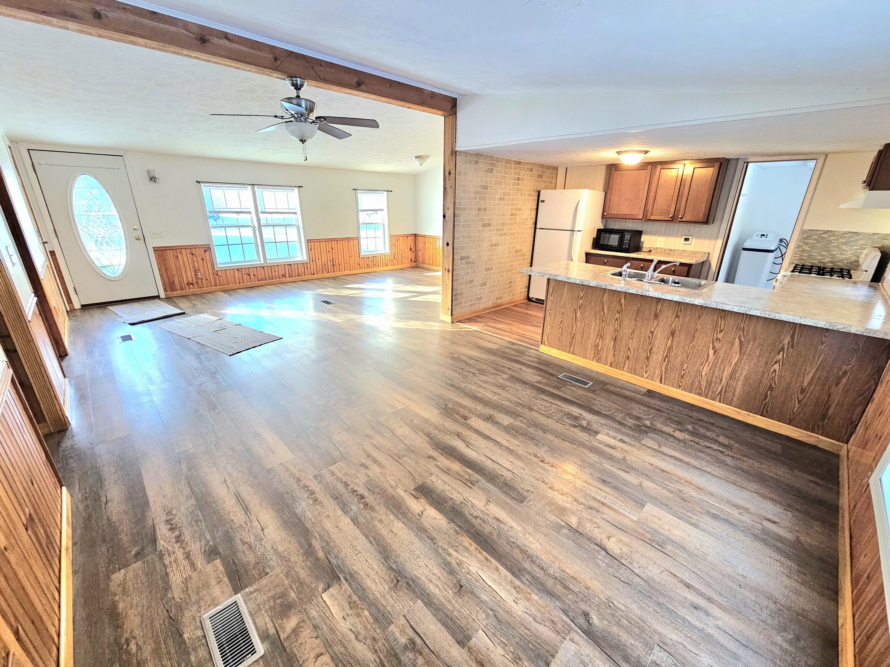 13122 Riverside Drive Constantine, MI 49042 - Photo 13 of 24 20251204_101151