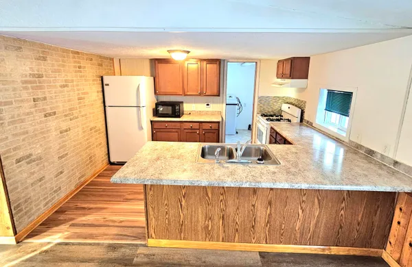 $140,000 | 13122 Riverside Drive, Constantine, MI 49042