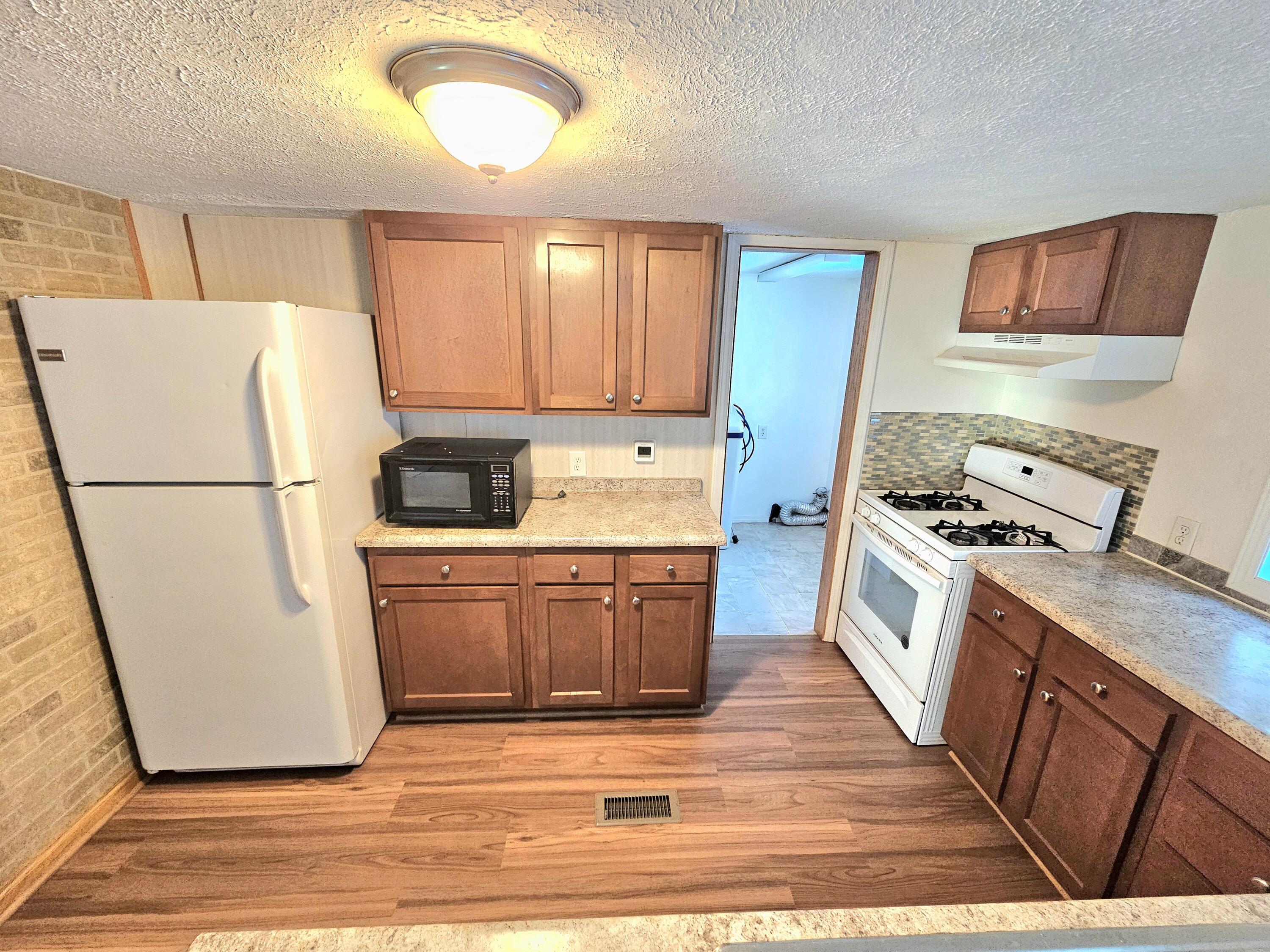 13122 Riverside Drive Constantine, MI 49042 - Photo 16 of 24 20251204_101201