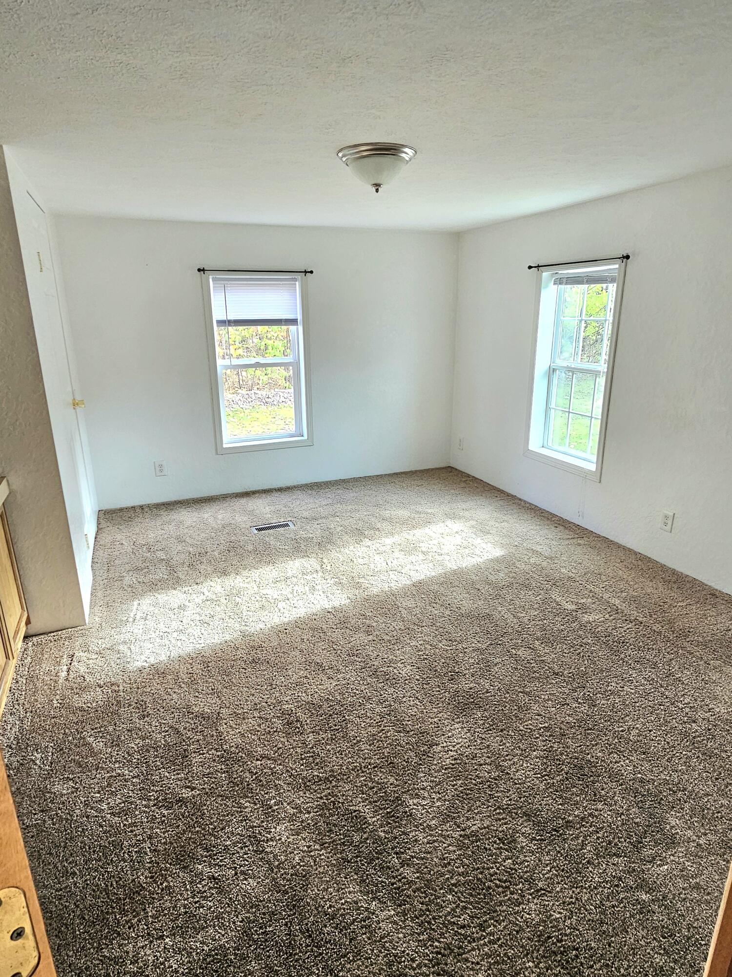 13122 Riverside Drive Constantine, MI 49042 - Photo 19 of 24 20251123_115908