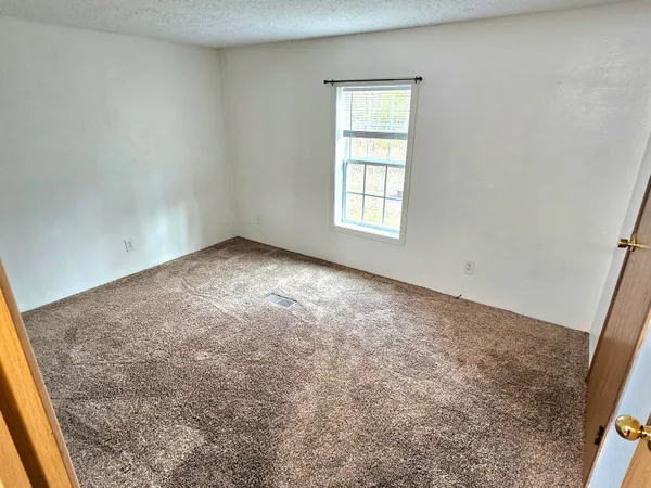 $140,000 | 13122 Riverside Drive, Constantine, MI 49042