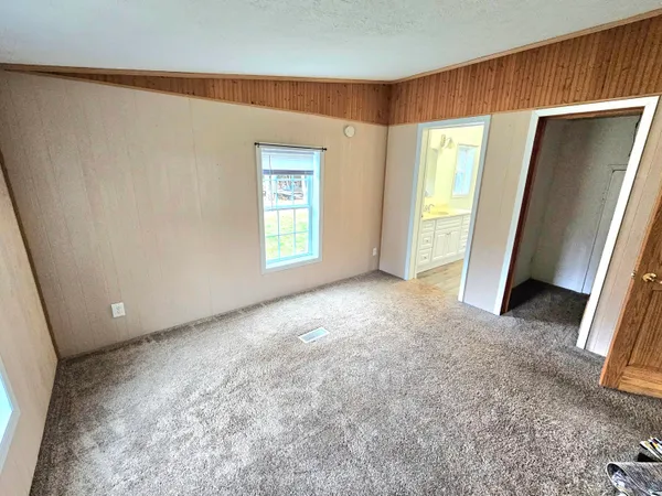 $140,000 | 13122 Riverside Drive, Constantine, MI 49042