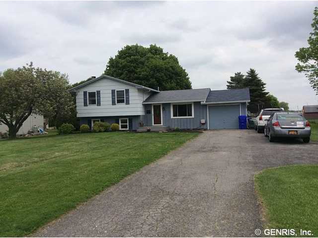 878 Martin Road Hamlin, NY 14464 - Photo 1 of 1 Exterior Front