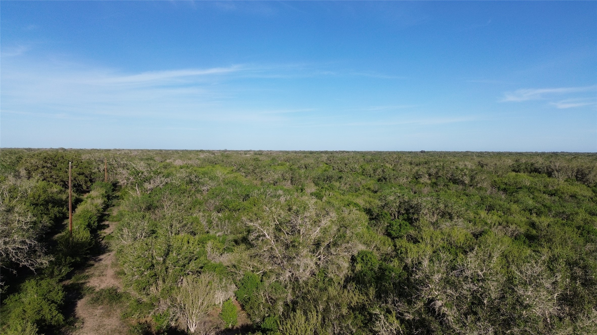 6104 Lucas Road Goliad, TX 77963 - Photo 11 of 32 a view of an ocean