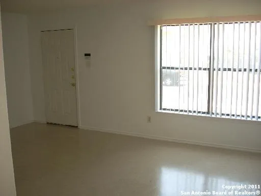 $1,100 | 2319 Dalhart Pass, San Antonio, TX 78245