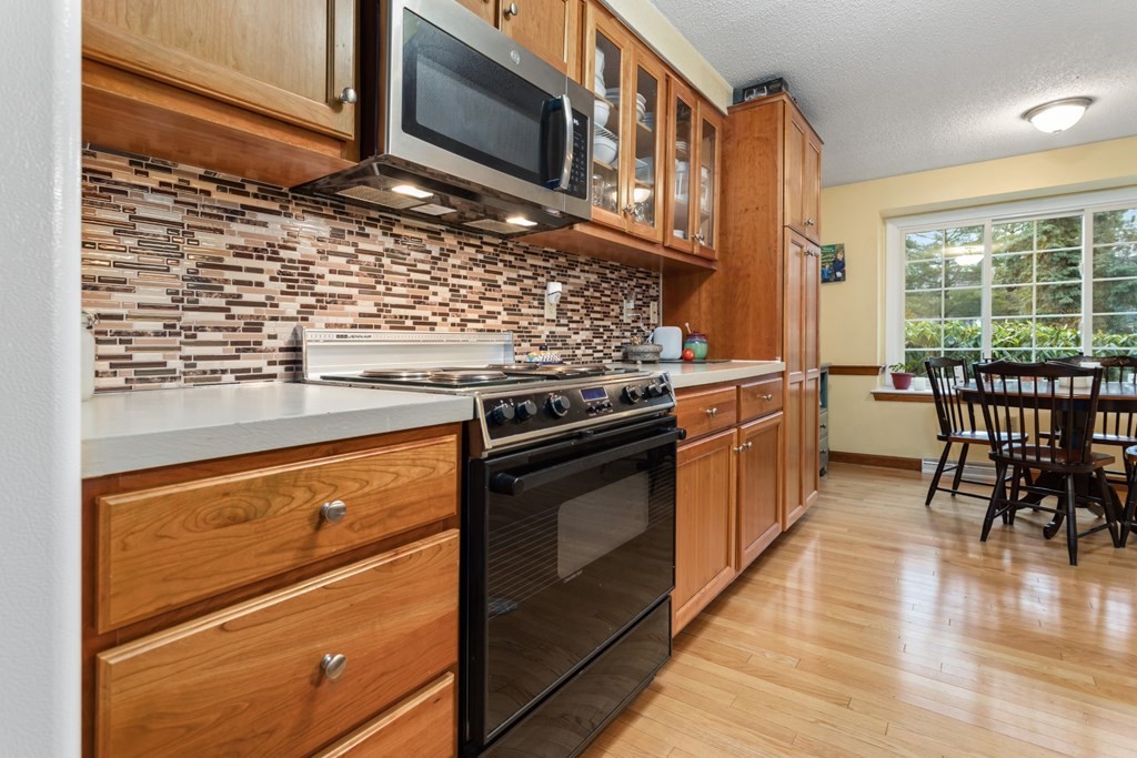 103 Village Post Road, Unit 103 Danvers, MA 01923 - Photo 9 of 39 Gallery Image 9
