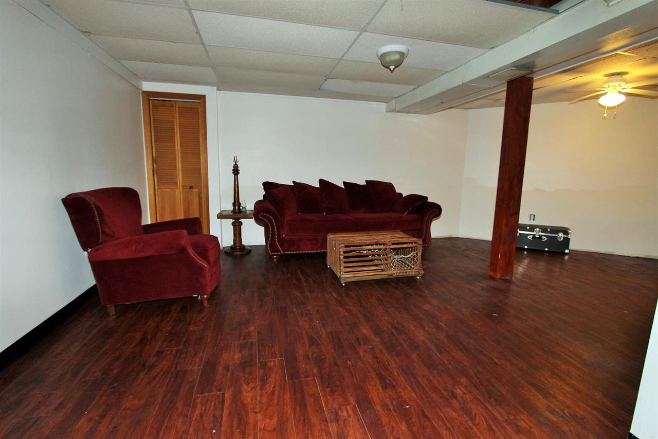 188 Winding Pond Road Londonderry, NH 03053 - Photo 24 of 33