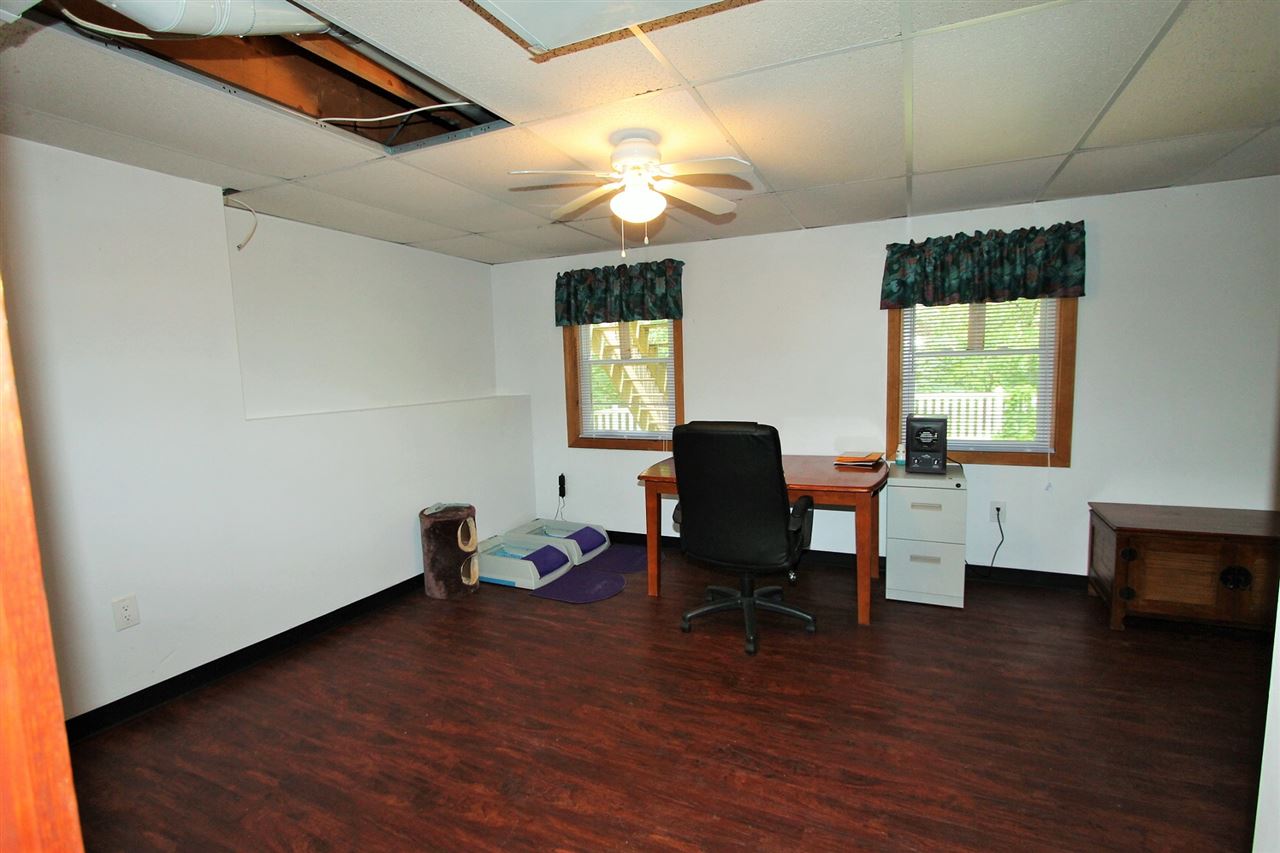 188 Winding Pond Road Londonderry, NH 03053 - Photo 26 of 33