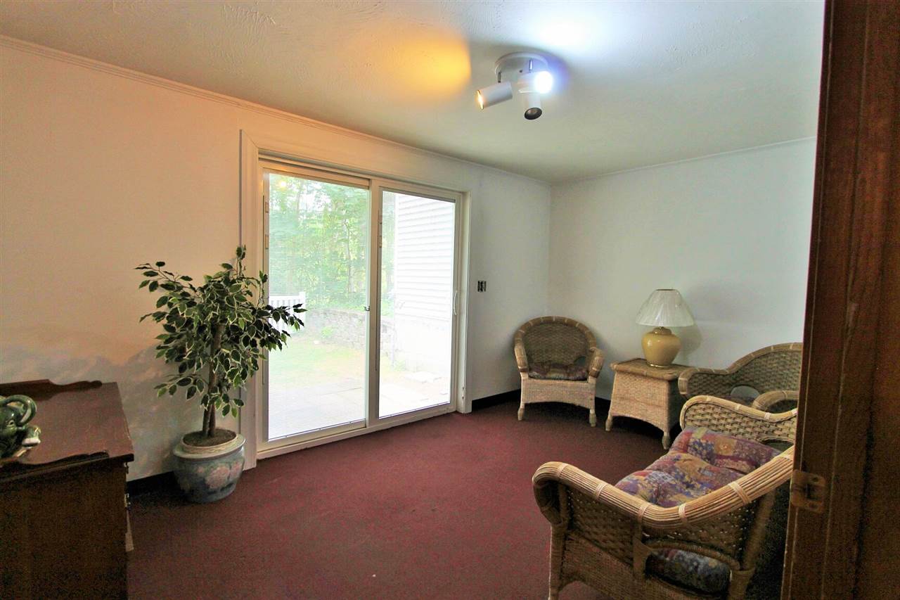 188 Winding Pond Road Londonderry, NH 03053 - Photo 27 of 33