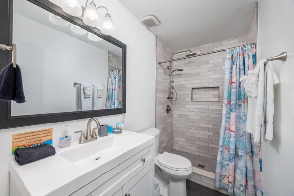 $417,000 | 8425 Gulf Boulevard, Unit 213, Navarre, FL 32566