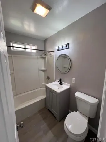 $2,595 | 129 Oaklawn Avenue, Unit 31, Chula Vista, CA 91910